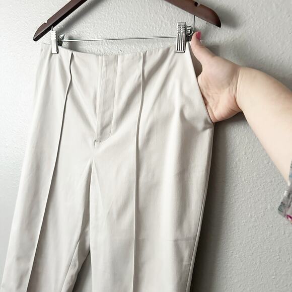 NBD‎ Revolve Bone Color Front Pleat Capri Pants Women’s Size Medium - Picture 2 of 12